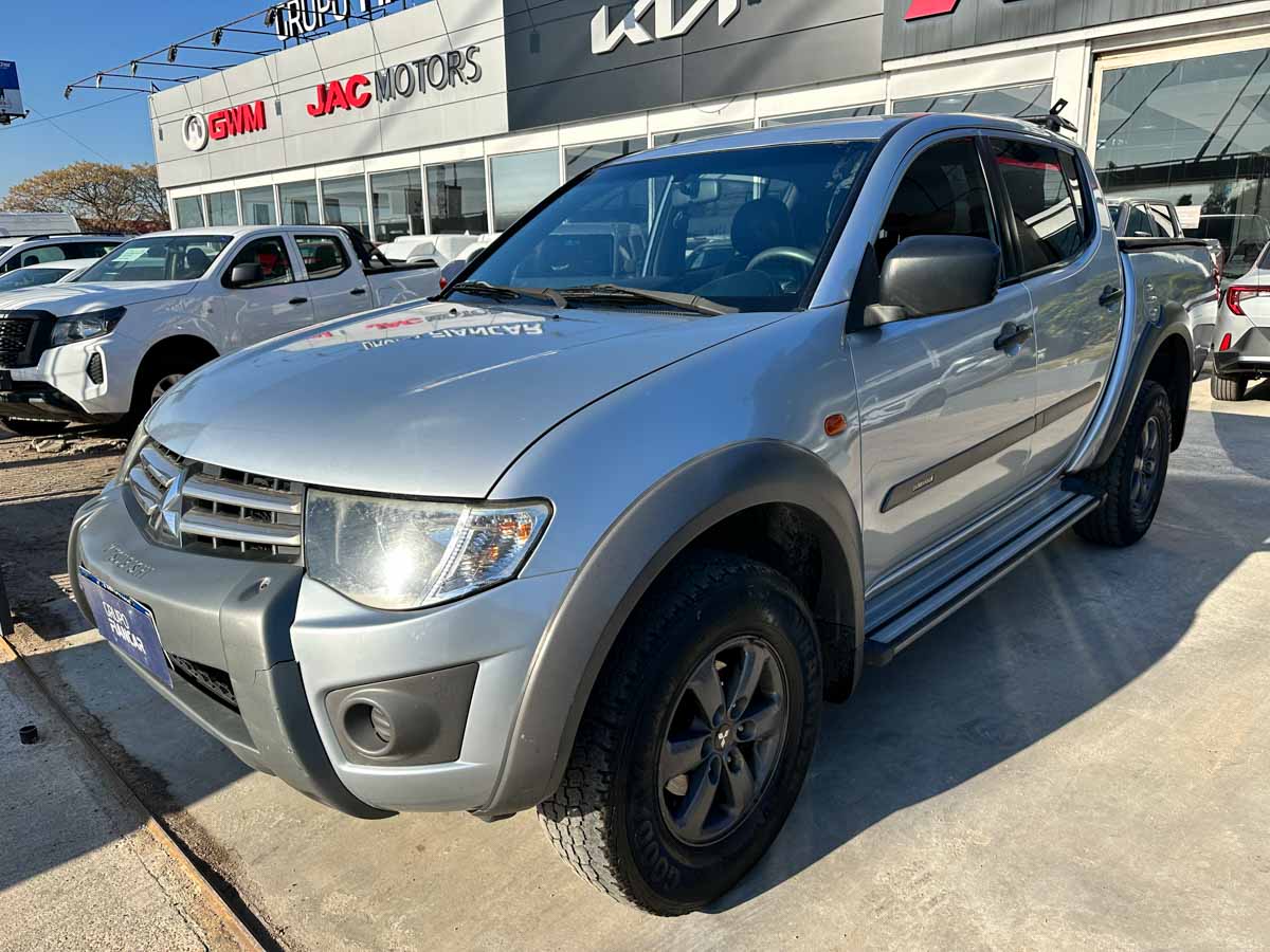 MITSUBISHI L200 TRITON 2.4 OUTDOOR FLEX MT DC 2017