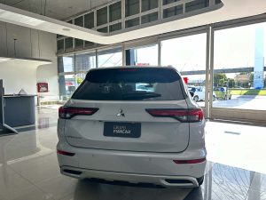 Mitsubishi Outlander 4x2 Automatica 7 Pasajeros 2024 SUV 0km