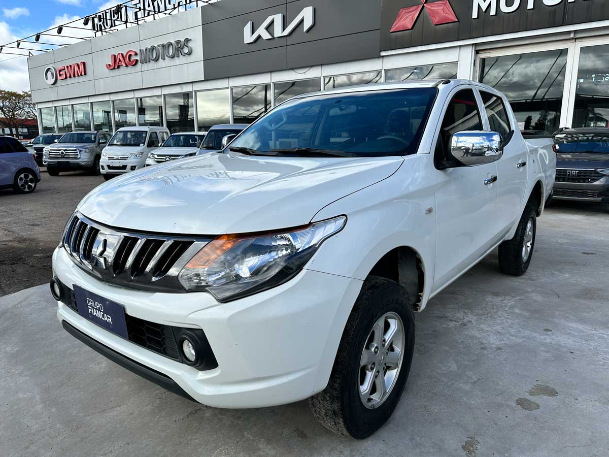 MITSUBISHI L200 4x2 DIESEL GLX  DC 2019