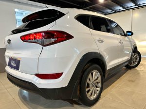 HYUNDAI TUCSON 2.0 GL VALUE MT SUV 2016