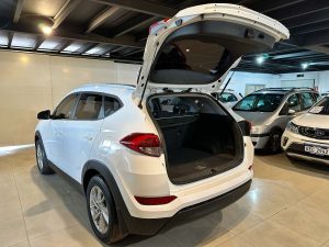 HYUNDAI TUCSON 2.0 GL VALUE MT SUV 2016