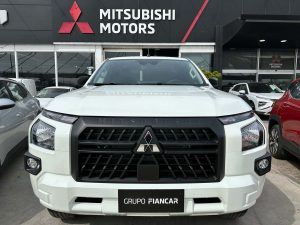 MITSUBISHI L200 NEW DC 2.4N MT 4x2 LEASING 0KM