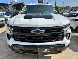 CHEVROLET SILVERADO LT TRAILBOSS 5.3 NAFTA AT 0KM 2025