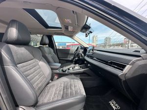 MITSUBISHI OUTLANDER 4WD AT 2.5 7 PLAZAS 0KM