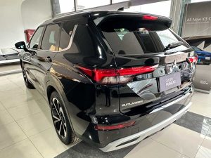 MITSUBISHI NEW OUTLANDER 2.5 7PLAZAS AT 4X2 SUV 2023