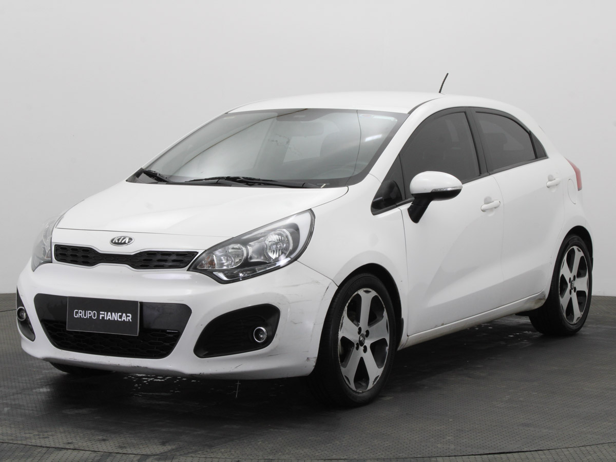 KIA RÍO EX HATCH 1.4 MT 2015