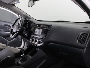 KIA RÍO EX HATCH 1.4 MT 2015