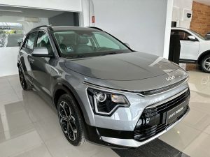 Kia Niro Ex Plus Hibrida 6 Marchas 1.6 At Suv 2025 0km