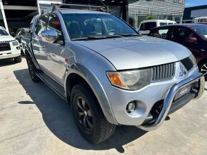 MITSUBISHI L200 SPORTERO V6 4X4 AT 2009