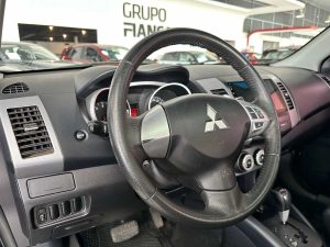 MITSUBISHI OUTLANDER GLS 4X2 AT 2.4 FULL 2011