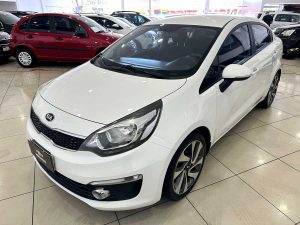 KIA RIO EX SEDAN CAJA DE 6 EXTRA FULL 2016