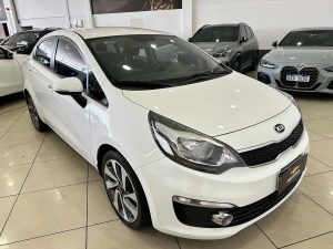 KIA RIO EX SEDAN CAJA DE 6 EXTRA FULL 2016