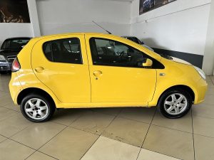 GEELY GC2 1.0 EXTRA FULL 5 PTS 2016