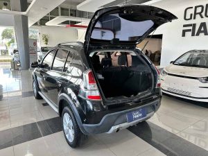 RENAULT SANDERO STEPWAY PRIVILEGE HATCH 5 PTS 2015