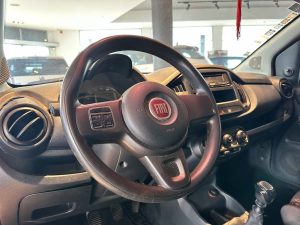 FIAT UNO ATTRACTIVE 1.4 FULL 5PTS 2018