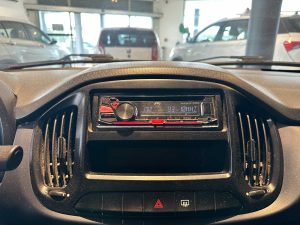 FIAT UNO ATTRACTIVE 1.4 FULL 5PTS 2018