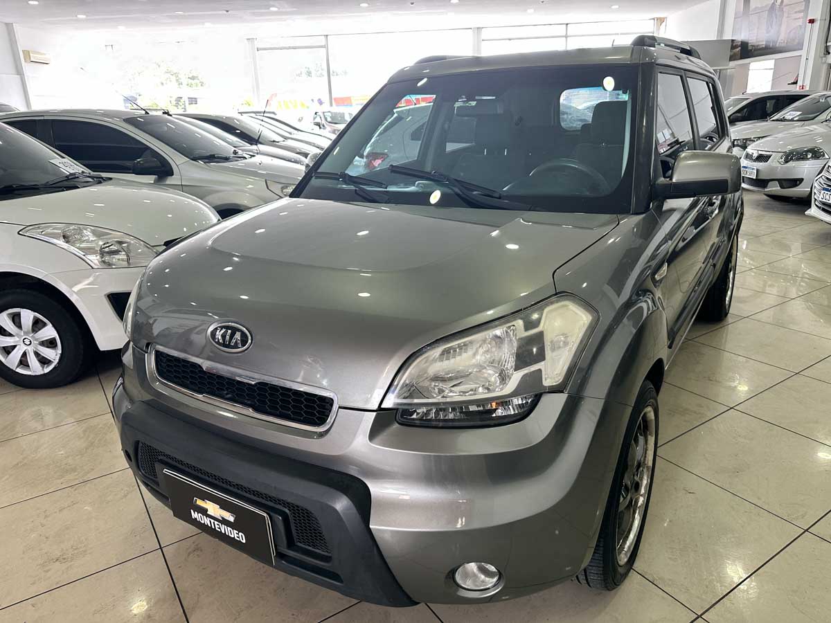 KIA SOUL LX 1.6 EXTRA FULL MT 2011