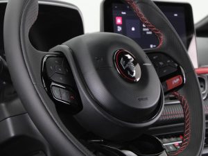 FIAT FASTBACK ABARTH 1.3T 0KM 2025