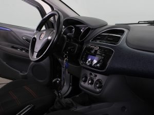 FIAT PUNTO ATTRACTIVE 1.4 MT 2013