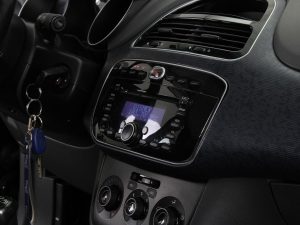 FIAT PUNTO ATTRACTIVE 1.4 MT 2013