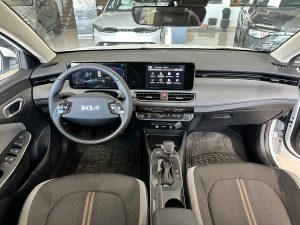 KIA ALL NEW K3 EX ADAS AT 6 VELOCIDADES 2025 0KM