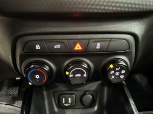 Chevrolet Onix LS 1.0 6 AIRBAGS FULL 2025