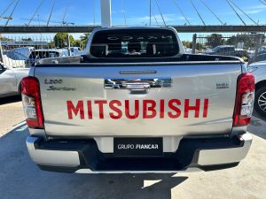 MITSUBISHI L200 2.4 DIT 4x4 MT DC 2022