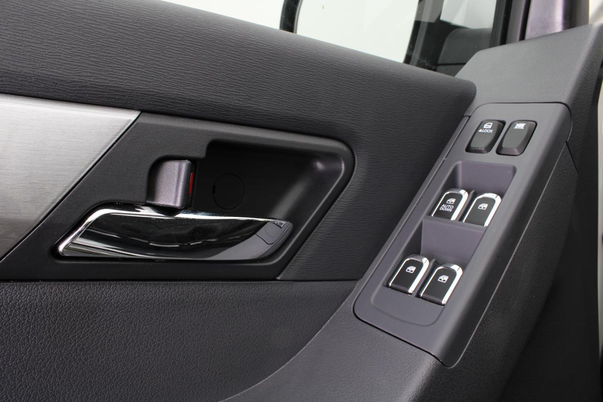 JAC T6 Luxury DOBLE CABINA 4X2 2.0 VVT 0KM 2025