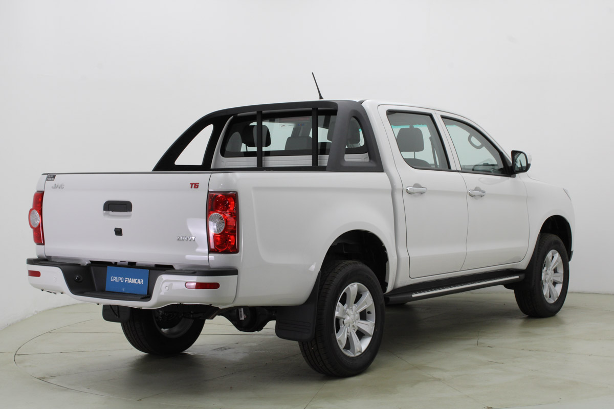 JAC T6 Luxury DOBLE CABINA 4X2 2.0 VVT 0KM 2025