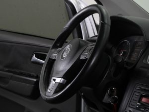 VOLKSWAGEN SURAN HIGHLINE 1.6 MT 2012