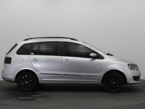 VOLKSWAGEN SURAN HIGHLINE 1.6 MT 2012