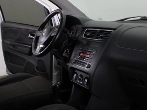 VOLKSWAGEN SURAN HIGHLINE 1.6 MT 2012
