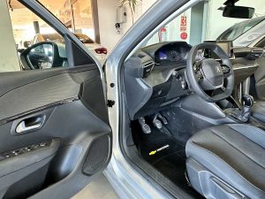 PEUGEOT 208 ACTIVE 1.2 FULL 5 PTS 2022