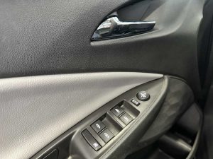 CHEVROLET ONIX PLUS 1.0Turbo PREMIER AT 2025