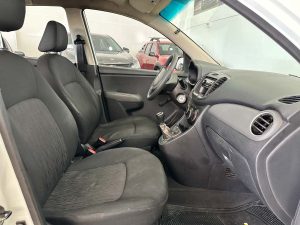 HYUNDAI i10 1.1 GL 5 PTS 2012