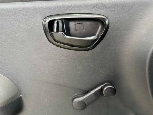 HYUNDAI i10 1.1 GL 5 PTS 2012