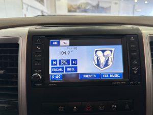 DODGE RAM SLT HEAVY DUTY 2500 CREW CAB 5.7L DC 4X4 AT 2012