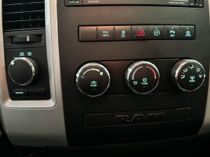 DODGE RAM SLT HEAVY DUTY 2500 CREW CAB 5.7L DC 4X4 AT 2012
