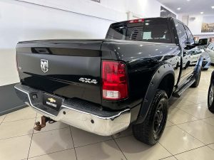 DODGE RAM SLT HEAVY DUTY 2500 CREW CAB 5.7L DC 4X4 AT 2012