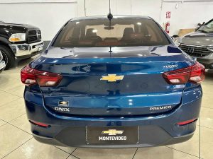 CHEVROLET ONIX PLUS 1.0T PREMIER MT 2020