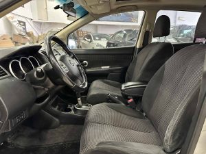 NISSAN TIIDA HB EXTRA FULL 1.8 AT 2011
