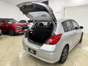 NISSAN TIIDA HB EXTRA FULL 1.8 AT 2011