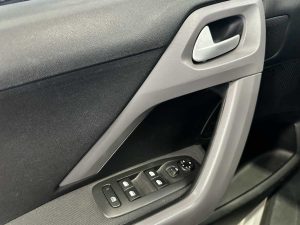 PEUGEOT 208 ALLURE 1.2 FULL 2020