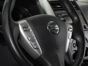 NISSAN VERSA EXTRA FULL 1.6 MT 2019