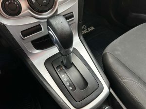 FORD FIESTA SE AT 4PTS FULL 2015