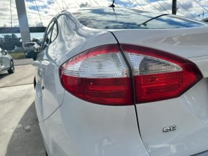 FORD FIESTA SE AT 4PTS FULL 2015
