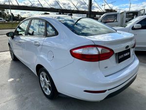 FORD FIESTA SE AT 4PTS FULL 2015