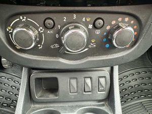 RENAULT DUSTER DYNAMIQUE 1.6 FULL 5PTS 2017