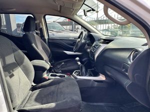 NISSAN NP300 FRONTIER 4X2 2.5 NAFTA FULL2019