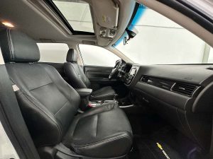 MITSUBISHI OUTLANDER 4X4 3.0 V6 AT 7 PASAJEROS 2018